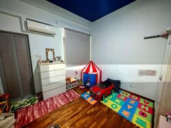Race Course 138 (D8), Apartment #592373431
